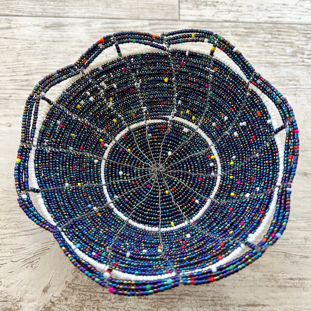 Handcrafted Wire and Seed
Bead Bowl Multicolored Beaded Trinket 6” Dish